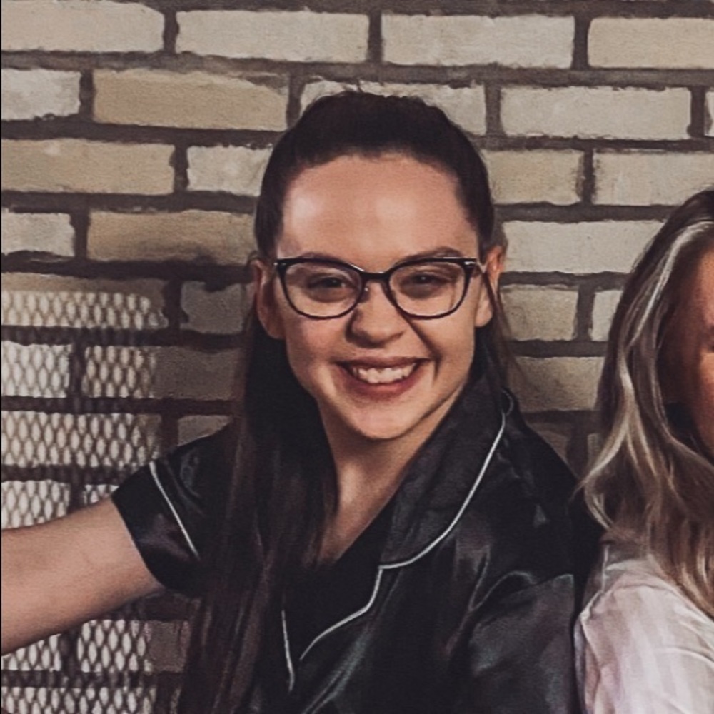 Meet your Posher, Tara